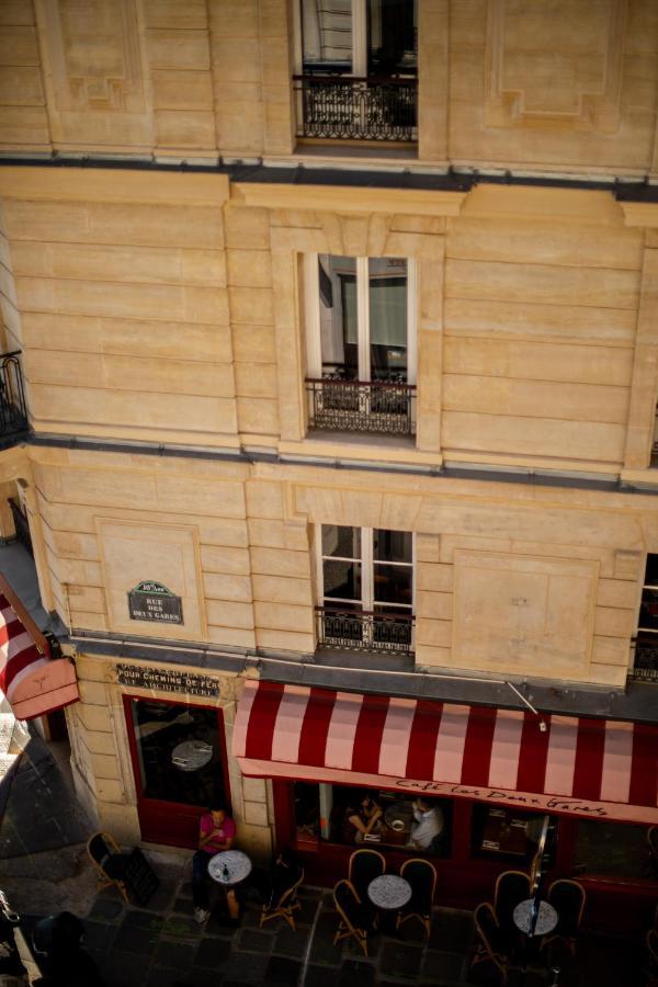 Hotel Les Deux Gares Paris Exterior foto